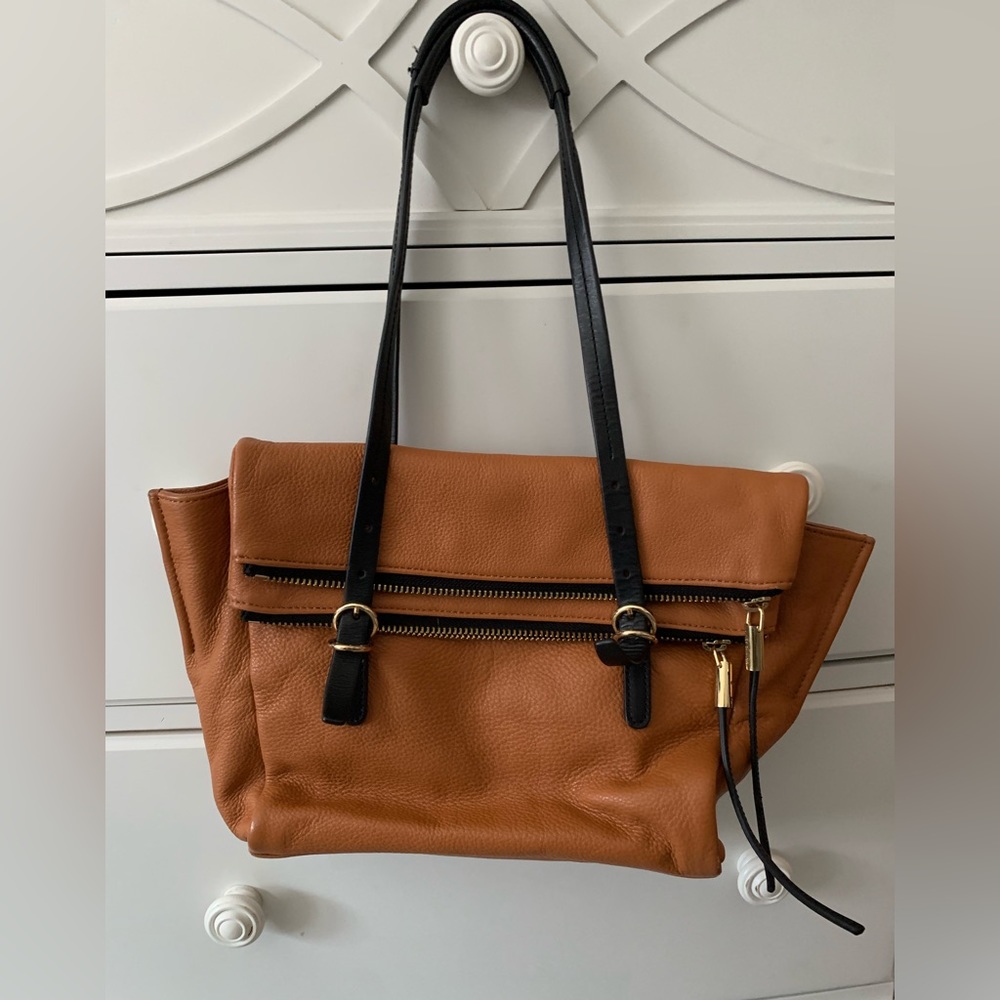 (Donated) Camino FAYE Leather Handbag Carmel Black